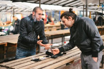 Versuchsbeginn bei Hehlerei – Versuch des Ankaufens