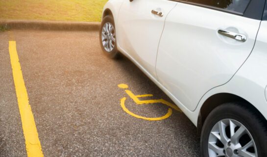 Täuschende Verwendung eines Behindertenparkausweises