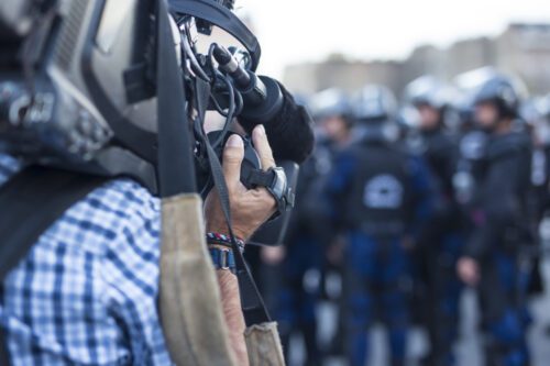 Strafbarkeit von Videoaufnahmen von Polizeieinsätzen im öffentlichen Raum