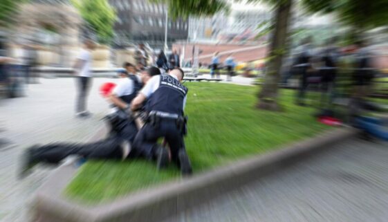 Polizeiliche Zwangsmaßnahme Nervendrucktechnik – Rechtswidrigkeit Polizeiliche Zwangsmaßnahme Nervendrucktechnik – Rechtswidrigkeit