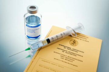 Gefälschter Impfausweis in Apotheke vorgelegt – Strafbarkeit
