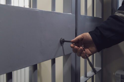 Inhaftierung aufgrund falscher Anschuldigung - Schadensersatzanspruch