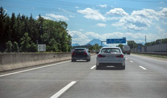 Straßenverkehrsgefährdung – Rechtsüberholen auf Autobahn mit 140-160 km/h