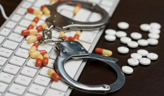 Bestellung von Betäubungsmitteln im Internet – Strafbarkeit