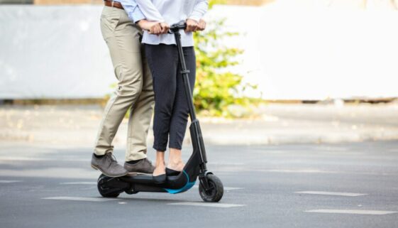 E-Scooter-Fahrt als Sozius mit Händen am Lenker – Trunkenheitsfahrt? E-Scooter-Fahrt als Sozius mit Händen am Lenker – Trunkenheitsfahrt?