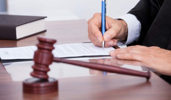 Strafverfahren – Anforderung an ordnungsgemäße Unterzeichnung eines Urteils