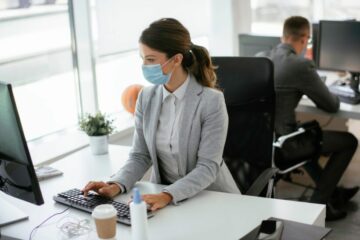 Pandemiebedingte Maskenpflicht an Arbeitsstätte – Verstoß