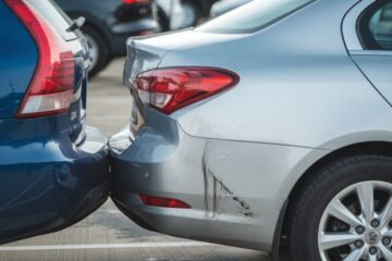 Verkehrsunfallflucht – Voraussetzungen eines bedeutenden Schadens