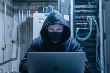 § 317 StGB: Strafe bei Störung von Telekommunikationsanlagen